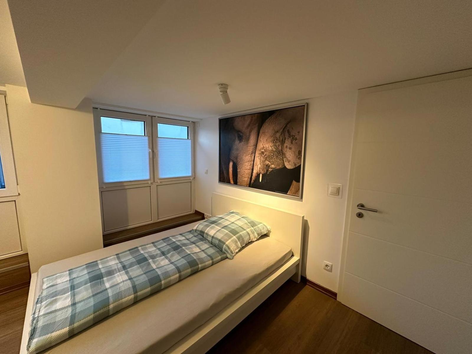Wohnung In Muelheim-Kaerlich Exteriör bild