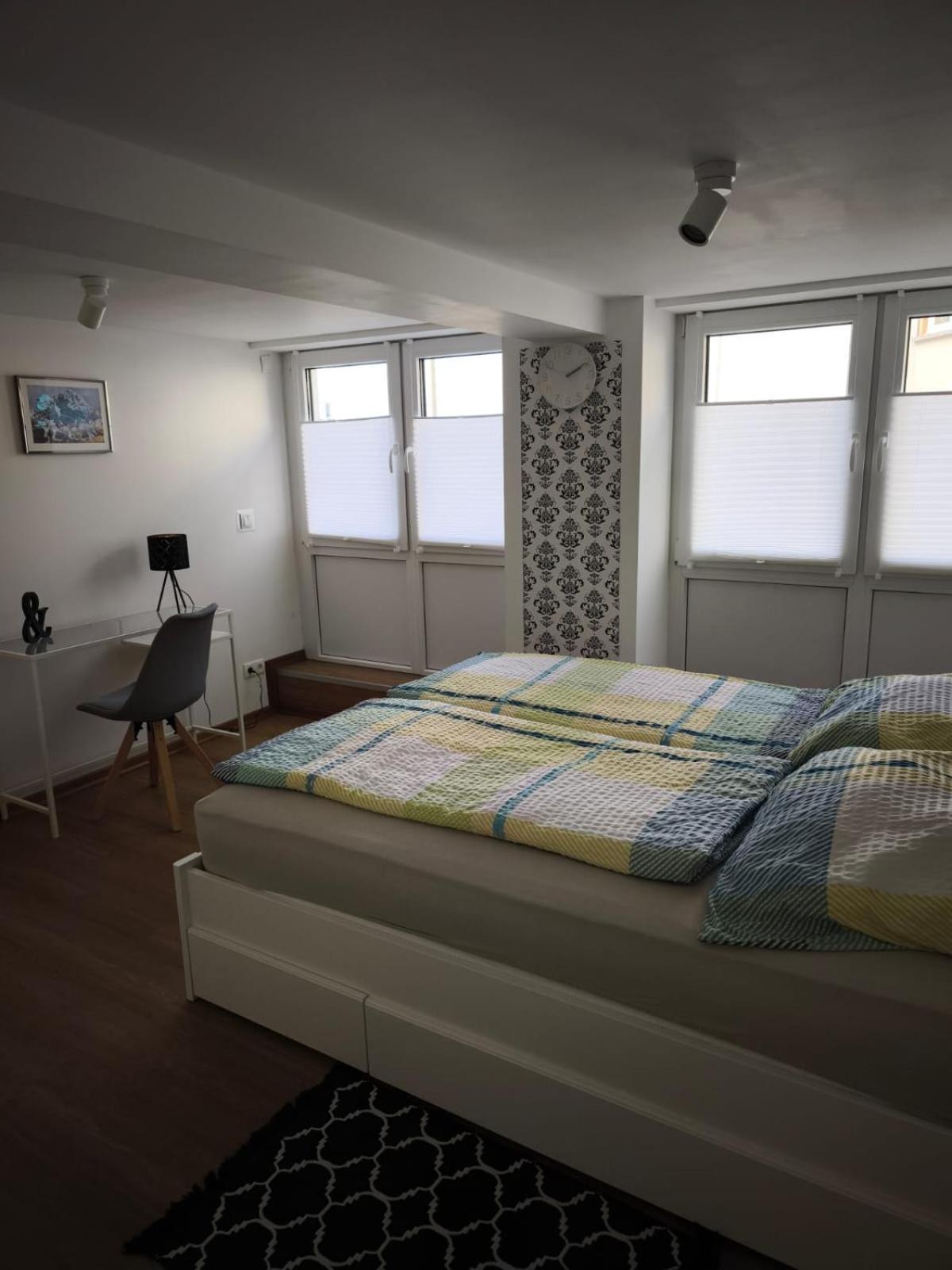 Wohnung In Muelheim-Kaerlich Exteriör bild